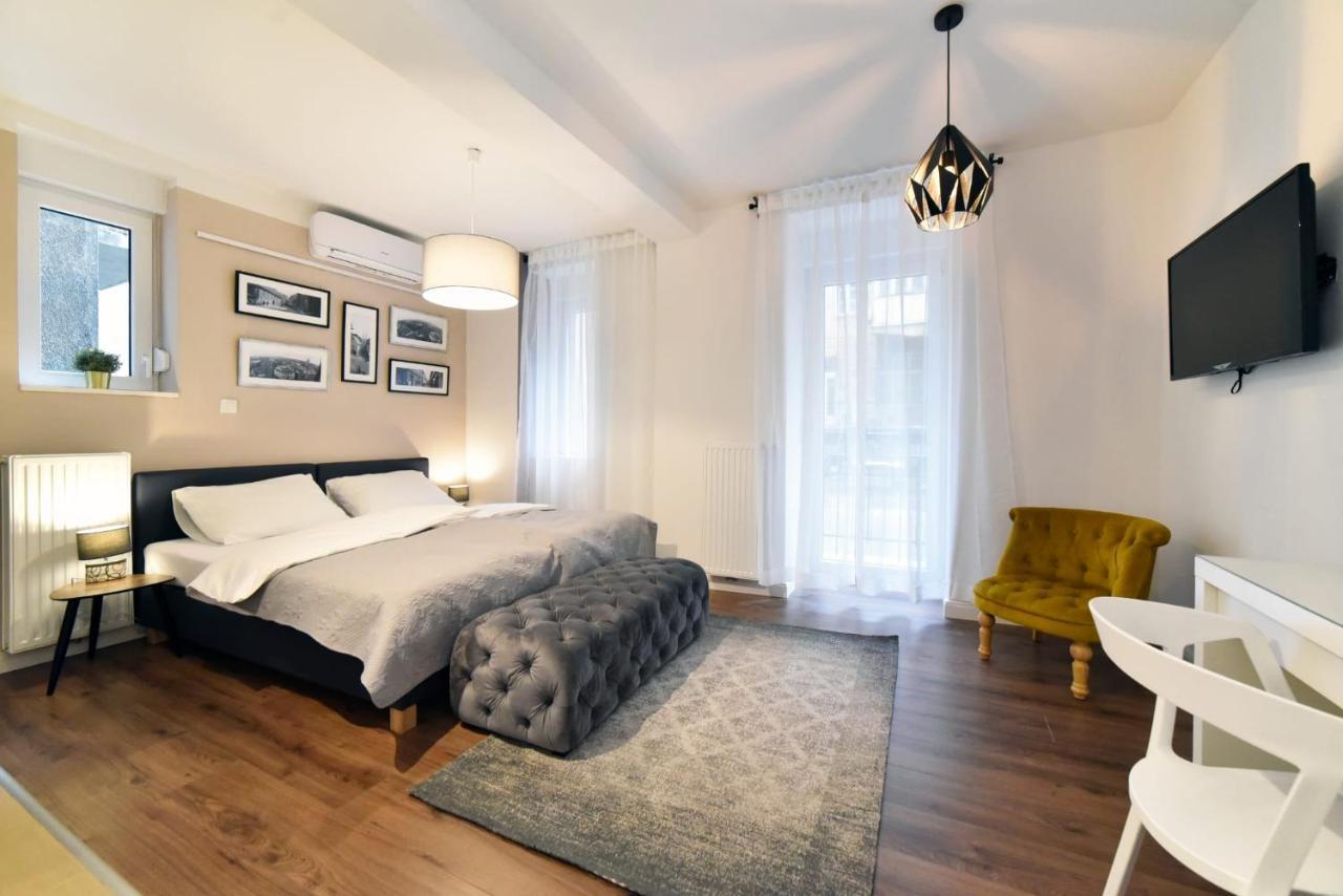 Moin Moin Double Bedroom Suite, Town Centre ซาเกร็บ ภายนอก รูปภาพ