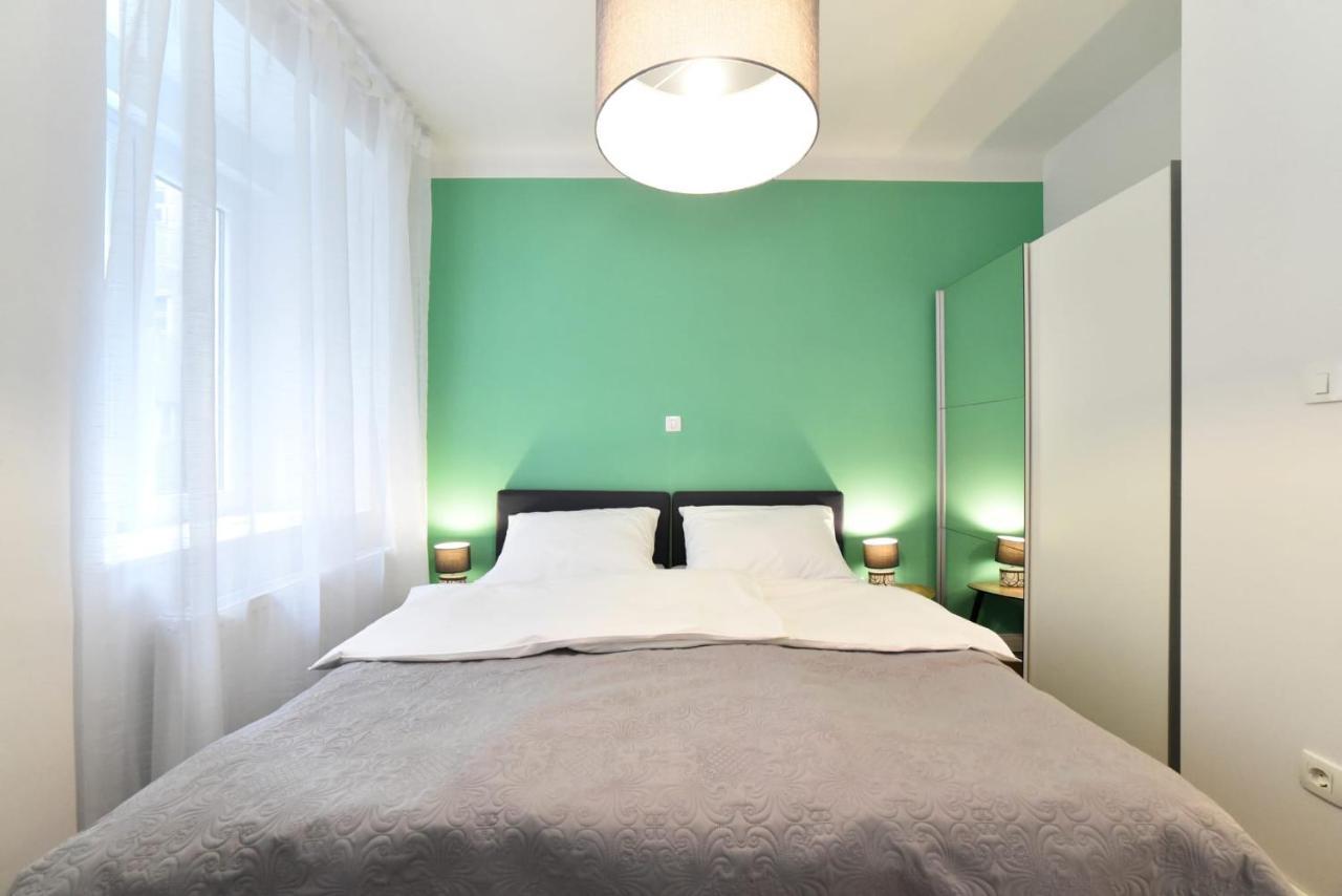 Moin Moin Double Bedroom Suite, Town Centre ซาเกร็บ ภายนอก รูปภาพ